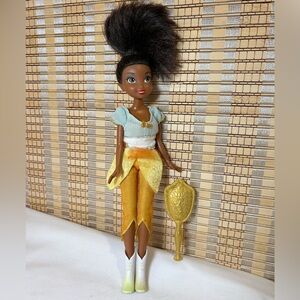 Iridessa and the Lost Fairies Fashion Doll with Clothes and Accessories